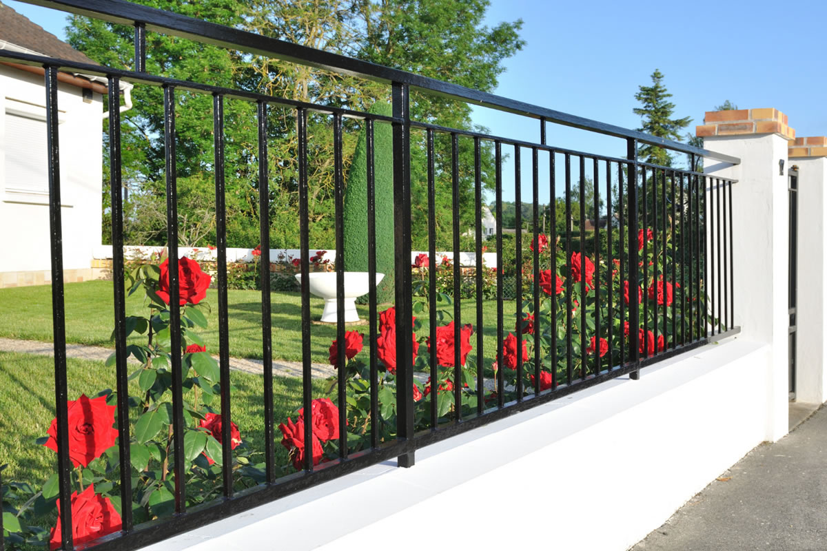 6 Top Residential Fencing Types