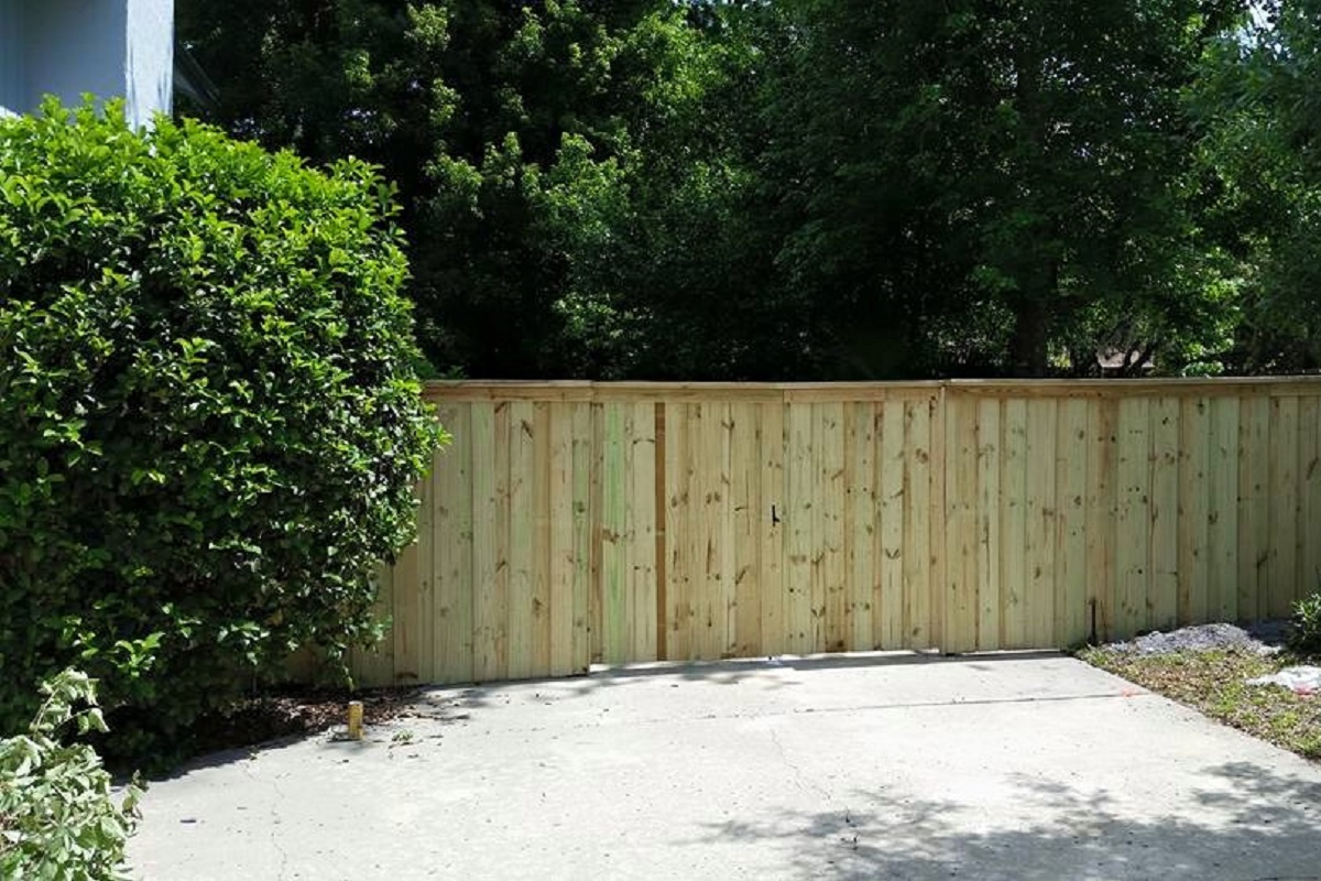 What You Should Expect When Our Professionals Install Your Fence