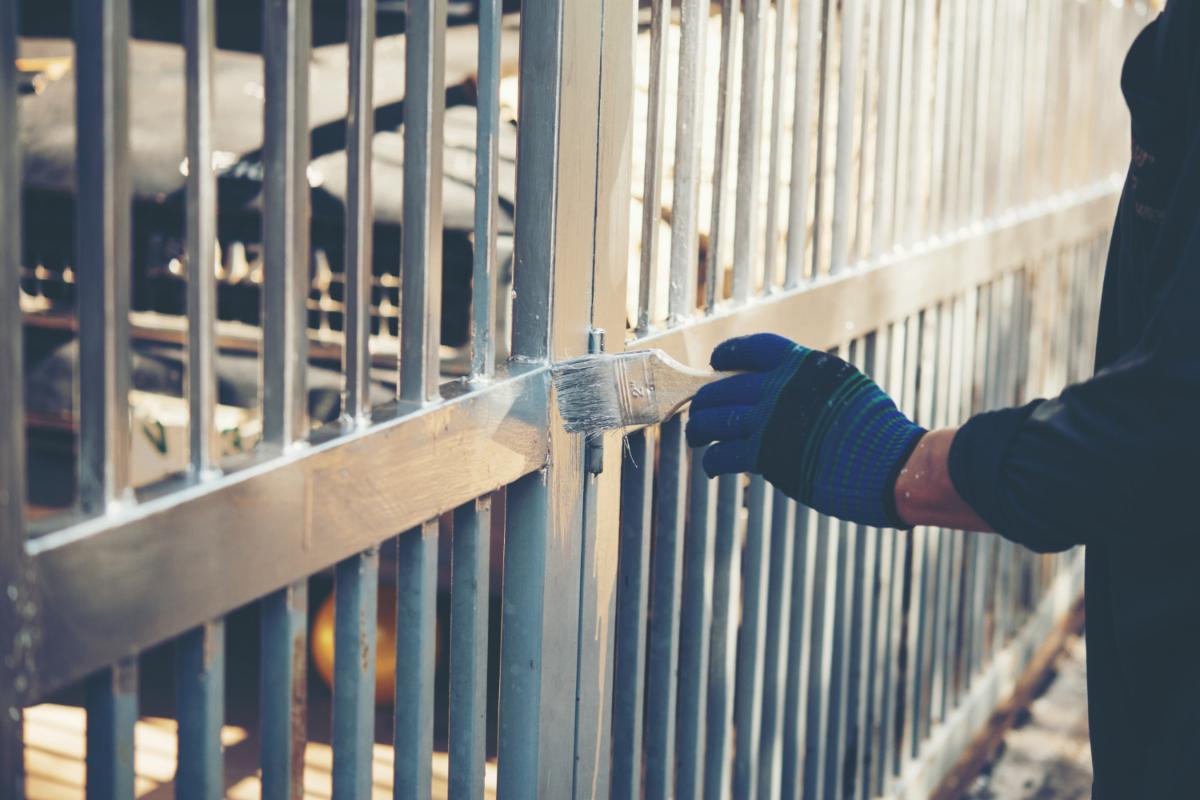 Reasons to Install Your Fence on Your Commercial Property