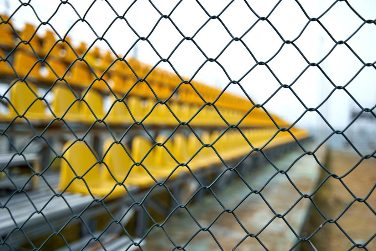 Should You Install a Chain Link Fence?
