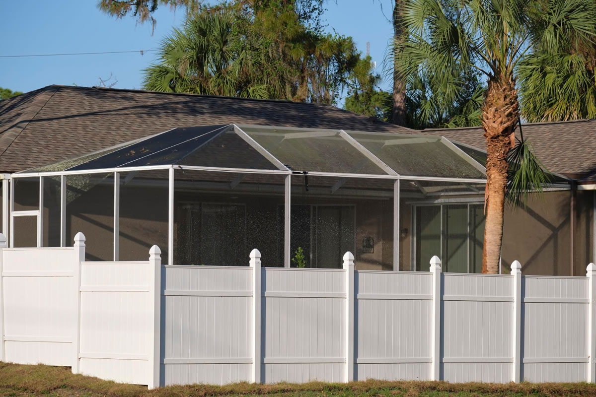 Four Privacy Fence Advantages for Your House