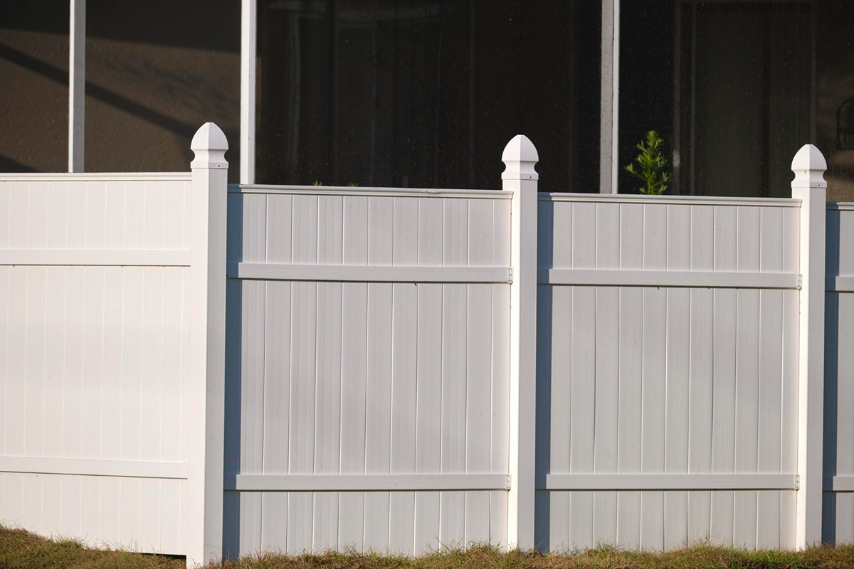 Affordable Fencing Options That Will Last