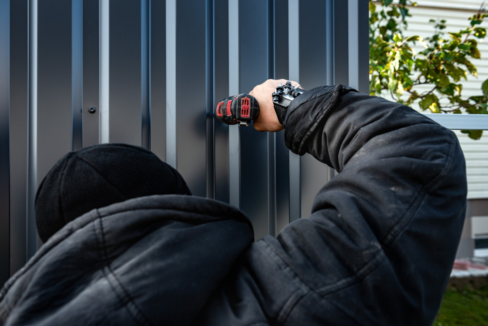 Steps to Enhance the Security of Your Fence