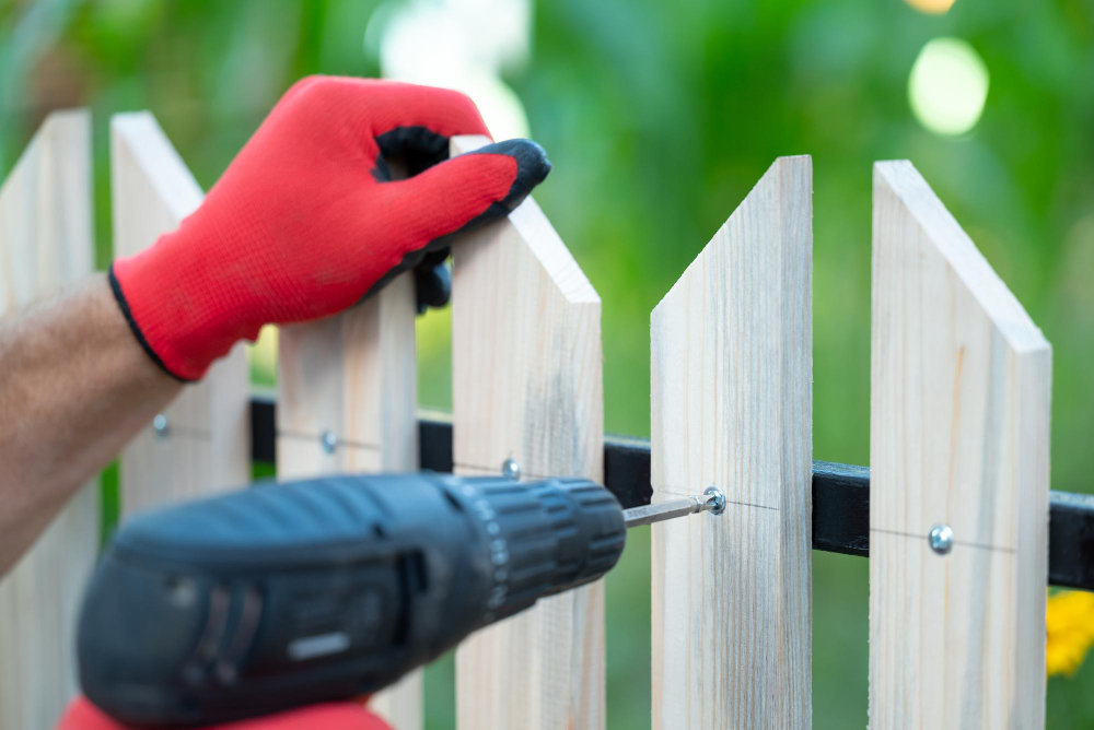 The Complete Guide to Security Fence Maintenance for Long-Lasting Durability