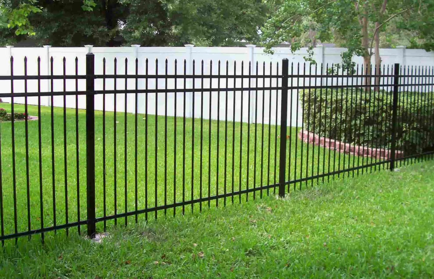Orlando Iron Gate Repair: Costs, Risks & Fixes