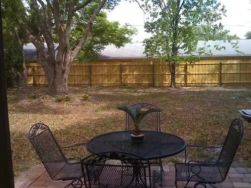 Wulff Fence work example, Casselberry fence install